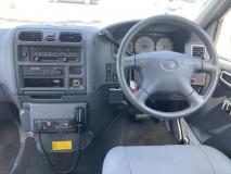 TOYOTA AMBULANCE 2002