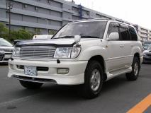 Toyota Land Cruiser 100