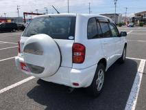 TOYOTA RAV4 L 2005