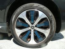 MERCEDES BENZ EQC 2020