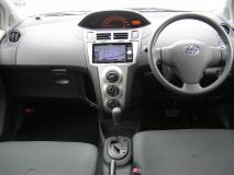 TOYOTA VITZ 2009