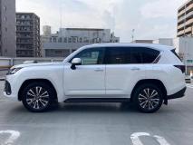 LEXUS LX600 2022