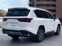LEXUS LX600 2022