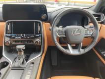 LEXUS LX600 2022