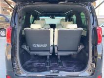 TOYOTA ALPHARD 2019