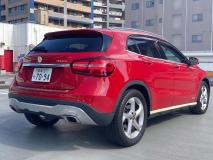 MERCEDES BENZ GLA 2019