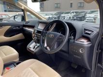 TOYOTA ALPHARD 2019