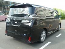 TOYOTA VELLFIRE 2019