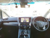 TOYOTA VELLFIRE 2020