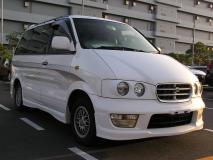 NISSAN LARGO 1997