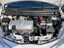 TOYOTA VITZ 2017