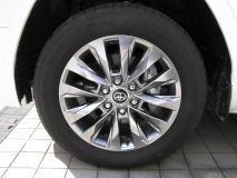 TOYOTA LAND CRUISER 2021