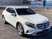 MERCEDES BENZ GLA 2016