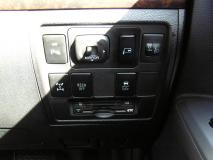 TOYOTA LAND CRUISER 2012