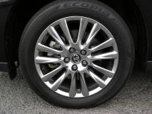 TOYOTA HARRIER HYBRID 2019