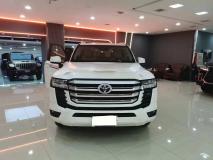 Toyota Landcruiser 300