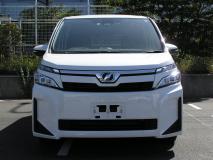 TOYOTA VOXY 2019