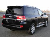 TOYOTA LAND CRUISER 2016