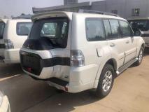 MITSUBISHI PAJERO 2021