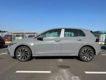 VOLKSWAGEN GOLF 2023