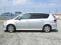 TOYOTA IPSUM 2002