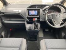 TOYOTA NOAH 2019