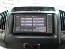 TOYOTA LAND CRUISER 2011