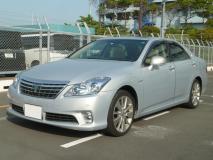 Toyota Crown Hybrid