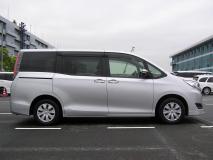 TOYOTA NOAH 2019