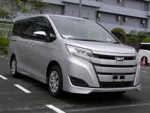 TOYOTA NOAH 2019