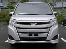 TOYOTA NOAH 2019