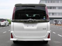 TOYOTA NOAH 2019