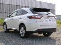 TOYOTA HARRIER 2017