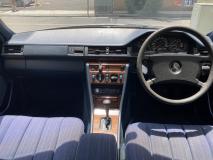 MERCEDES BENZ Medium Class 1987