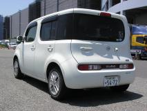 NISSAN CUBE 2010