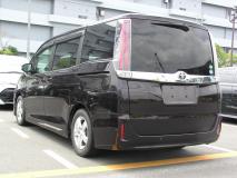 TOYOTA NOAH 2019