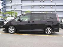 TOYOTA NOAH 2019