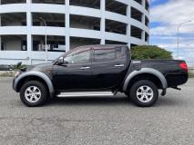 MITSUBISHI TRITON 2009