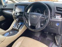 TOYOTA ALPHARD HYBRID 2018