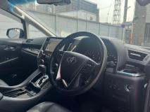 TOYOTA ALPHARD 2020