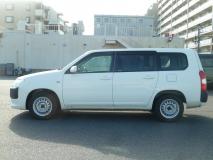 TOYOTA PROBOX VAN 2017