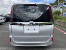 TOYOTA NOAH 2020