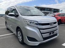 TOYOTA NOAH 2020