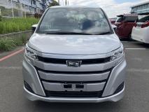 TOYOTA NOAH 2020