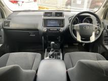 TOYOTA LAND CRUISER PRADO 2017
