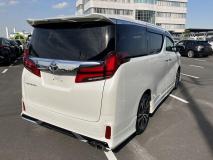 TOYOTA ALPHARD 2020