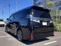 TOYOTA VELLFIRE 2020