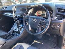 TOYOTA VELLFIRE 2020