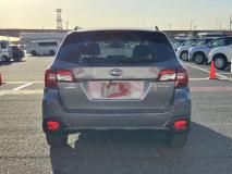 SUBARU OUTBACK 2017