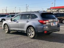 SUBARU OUTBACK 2017